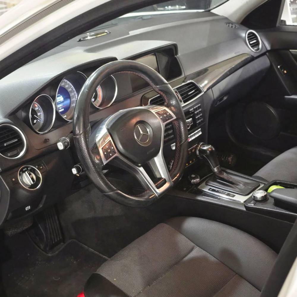 بنز C200 مدل 2014