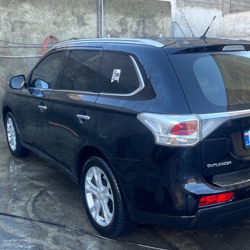 میتسوبیشی مدل اوتلندر دو دیفرانسیل تیپ 3 سال 2015  کارکرده