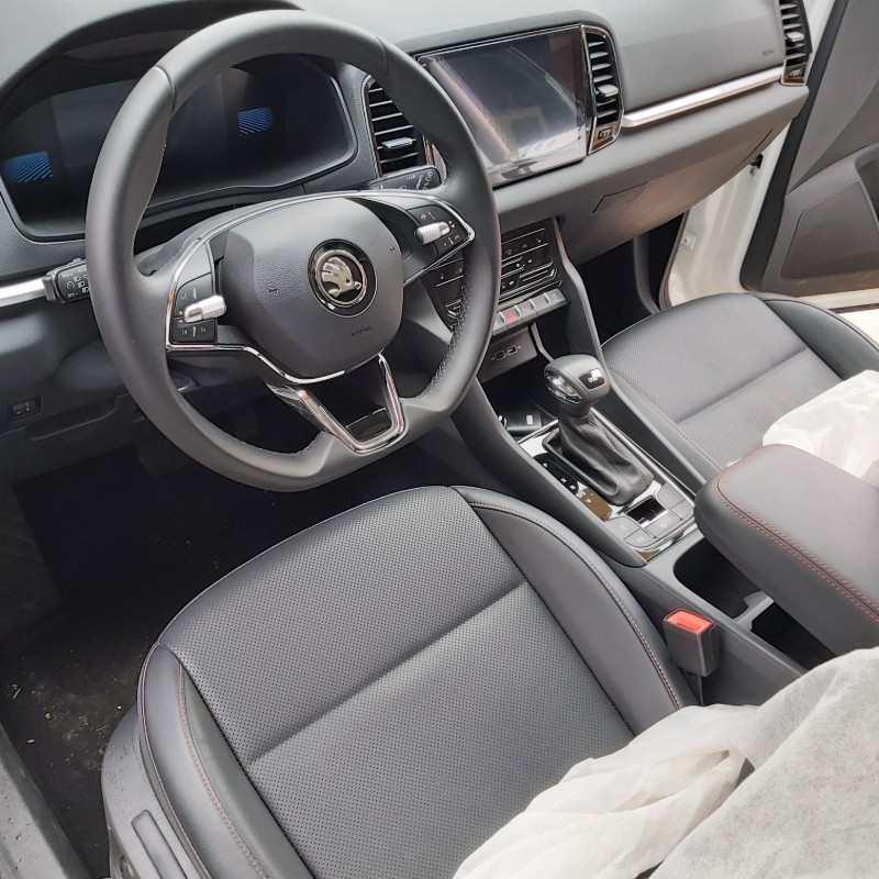 اشکودا مدل کاروک 1.4 لیتر توربو سال 2024  صفر