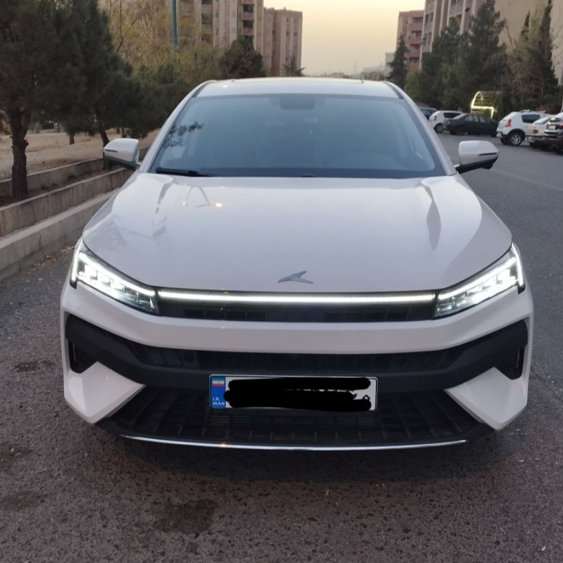 کی ام سی مدل J7 سال 1404  صفر