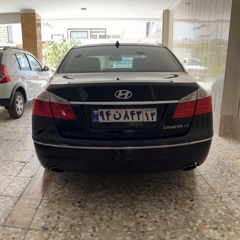 هیوندای مدل جنسیس سال 2010  کارکرده
