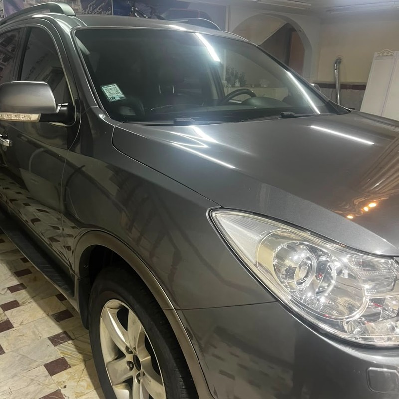 هیوندای مدل وراکروز سال 2012  کارکرده