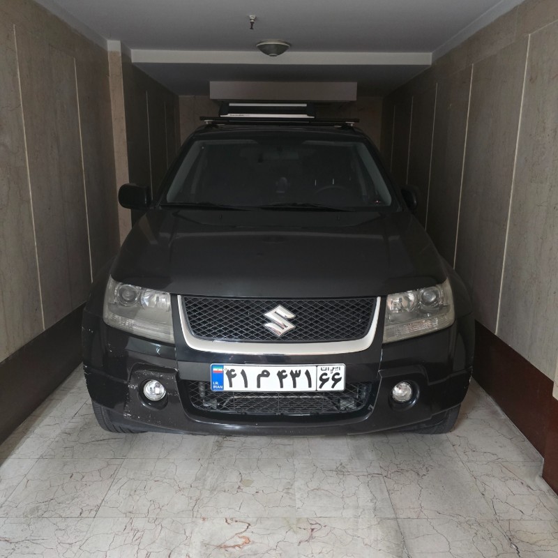 سوزوکی مدل ویتارا گرند 2.0 لیتر اتوماتیک سال 1387  کارکرده