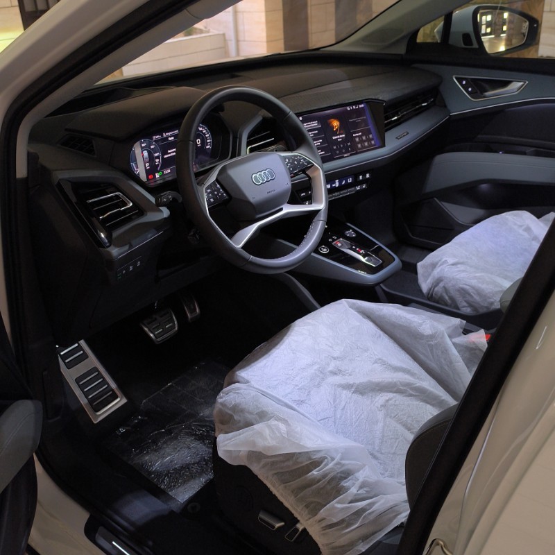 آئودی مدل Q5 e-tron سال 2024  صفر