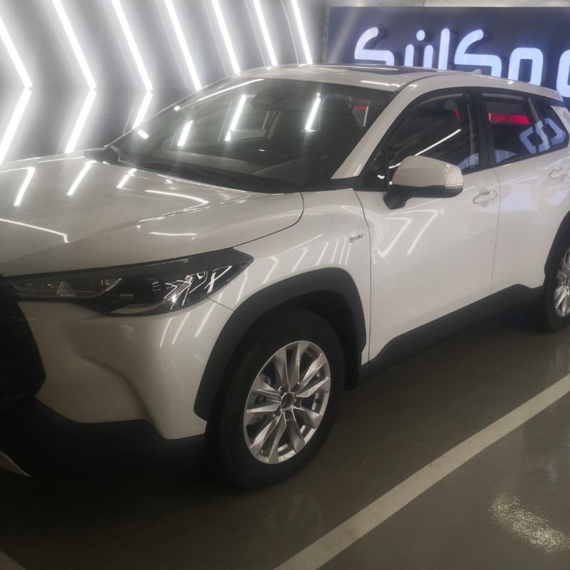 تویوتا مدل کرولا کراس هیبرید 2.0 لیتر سال 2024  صفر