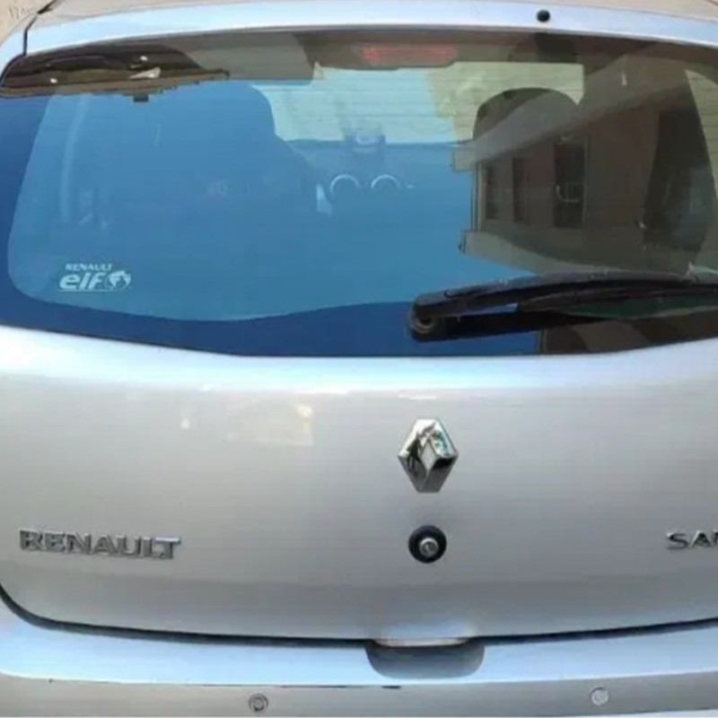 رنو مدل ساندرو اتوماتیک سال 1395 کارکرده