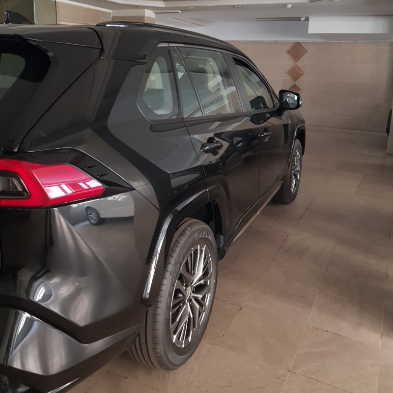 تویوتا مدل وایلندر 2.0 لیتر دو دیفرانسیل سال 2025  صفر