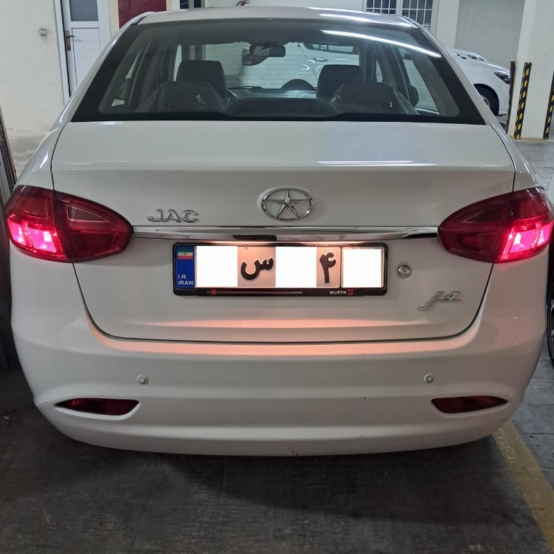 جک مدل J4 سال 1403  کارکرده