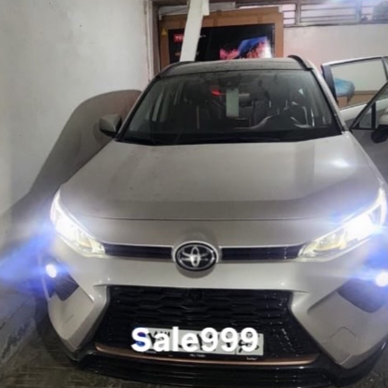 تویوتا مدل وایلندر 2.0 لیتر دو دیفرانسیل سال 2025  صفر