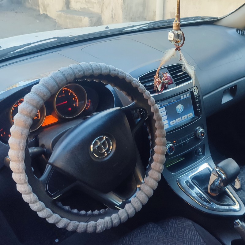 برلیانس مدل H320 1.5 اتوماتیک سال 1396  کارکرده