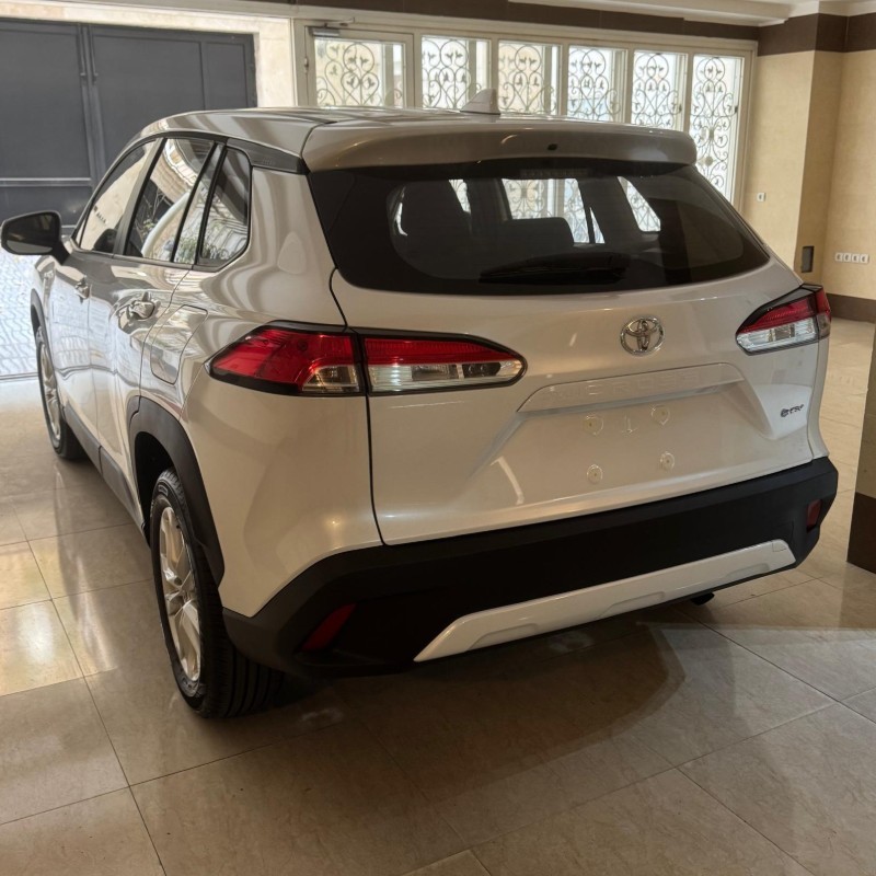 تویوتا مدل کرولا کراس هیبرید  صفر