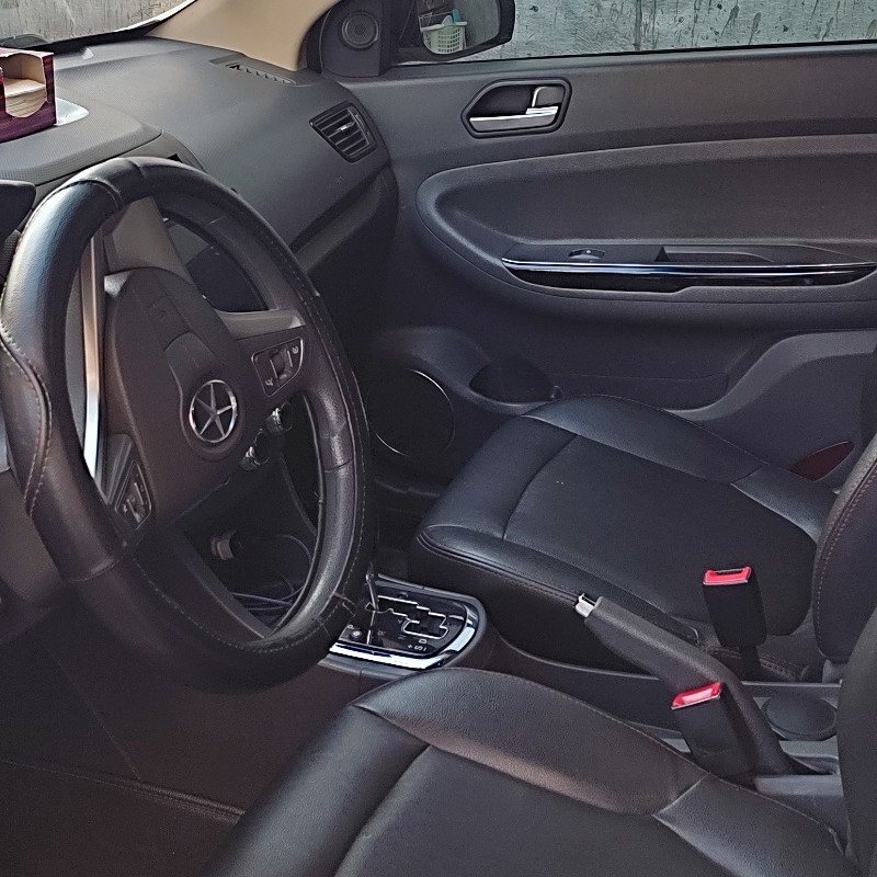 جک مدل J4 سال 1399  کارکرده