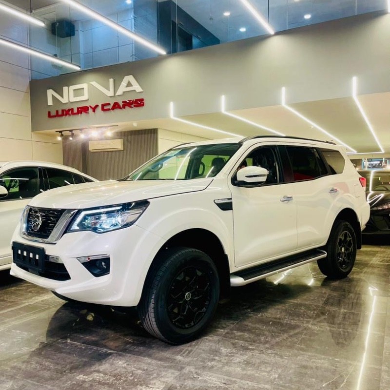 نیسان مدل ترا اکسکلوسیو سال 1404  صفر