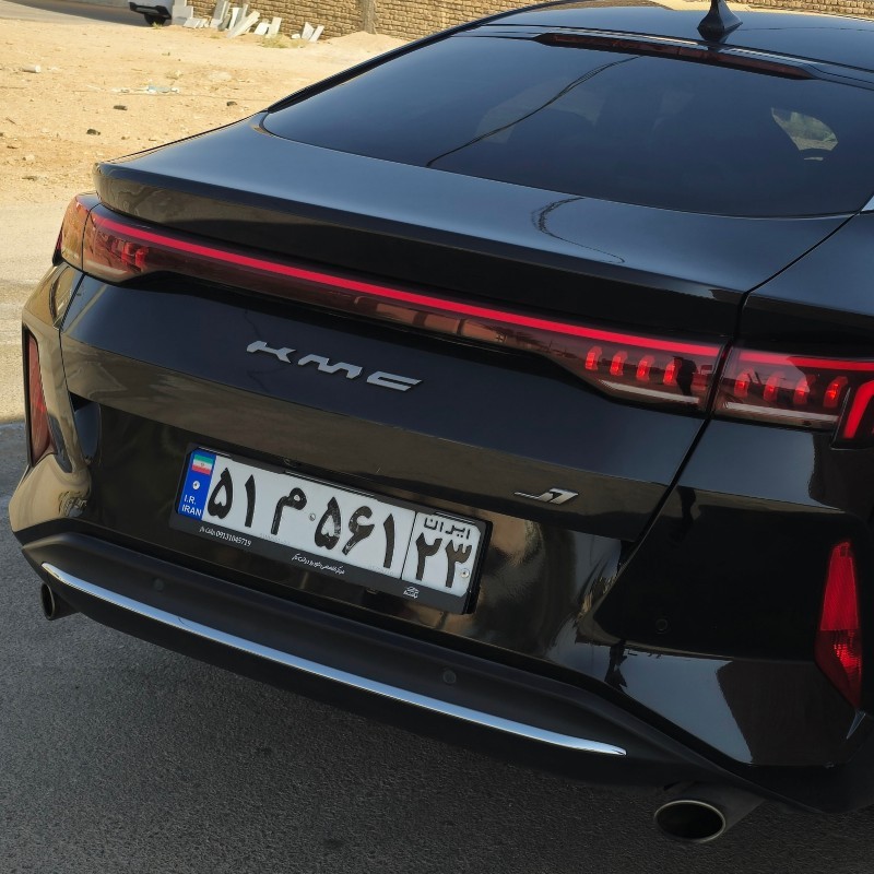 کی ام سی مدل J7 سال 1402  کارکرده