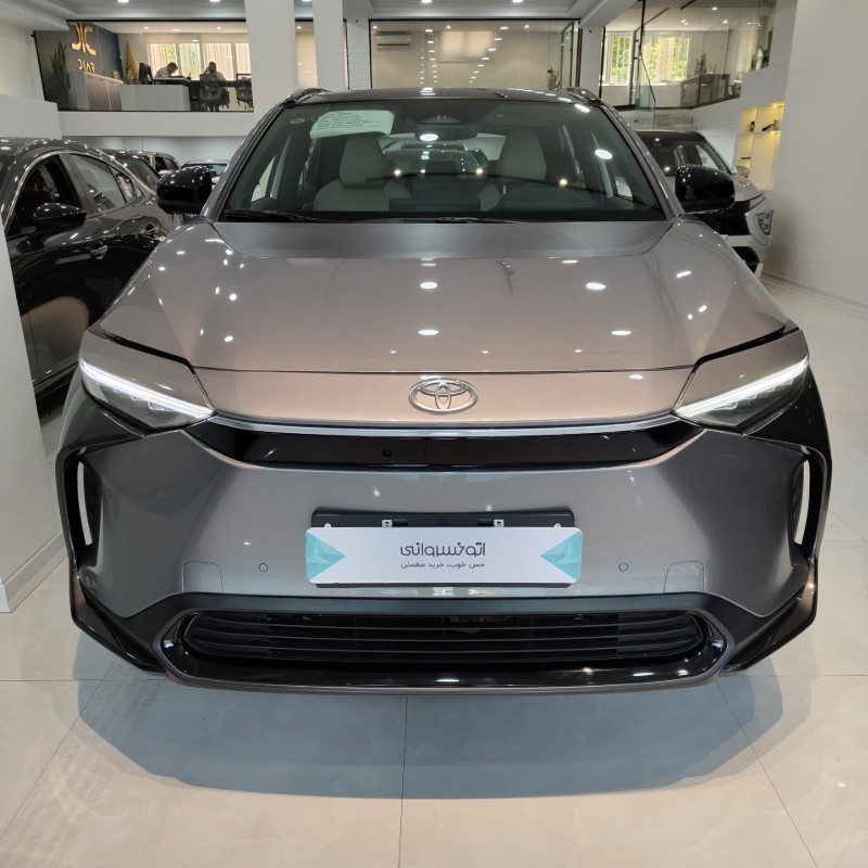 تویوتا مدل bz4x 615 مکس سال 2024  صفر