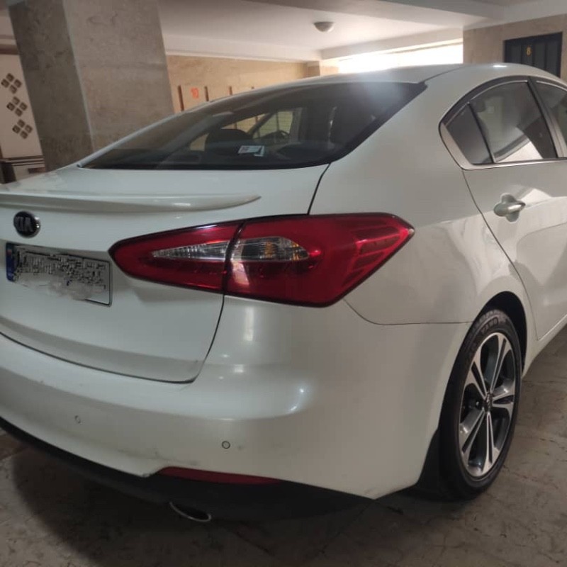 کیا مدل سراتو 2.0 لیتر اتوماتیک سال 2015  کارکرده