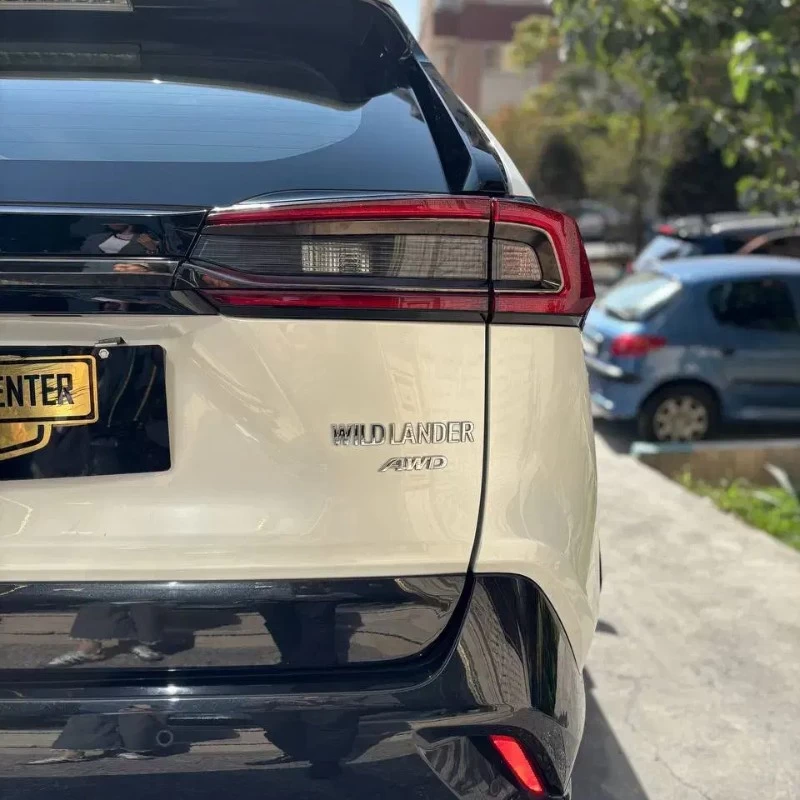 تویوتا مدل وایلندر 2.0 لیتر دو دیفرانسیل سال 2025  کارکرده