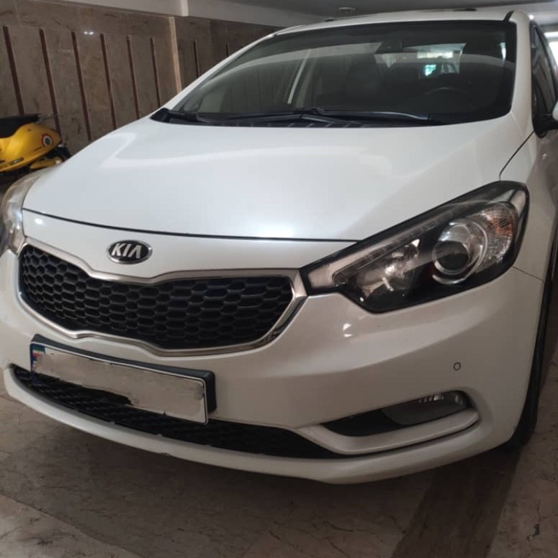 کیا مدل سراتو 2.0 لیتر اتوماتیک سال 2015  کارکرده