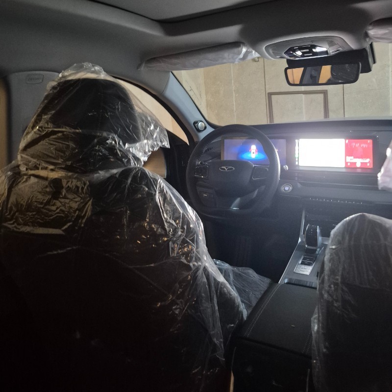 فونیکس مدل تیگو 7 پرو مکس 1.6 لیتر توربو 2WD سال 1403  کارکرده