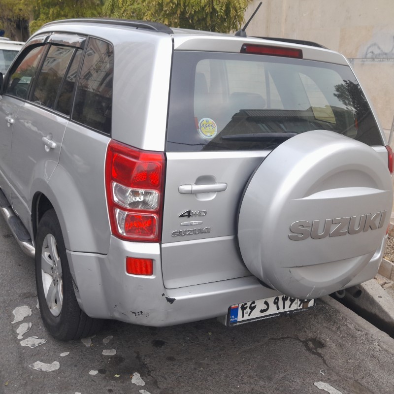 سوزوکی مدل ویتارا گرند 2.0 لیتر دنده ای سال 1385  کارکرده