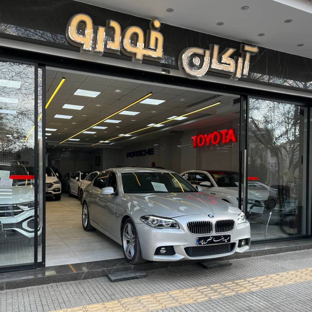بی ام و 528 مدل 2011