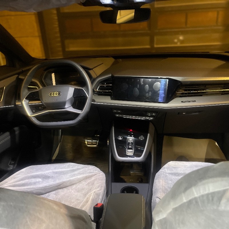 آئودی مدل Q5 e-tron 40 سال 2024  کارکرده