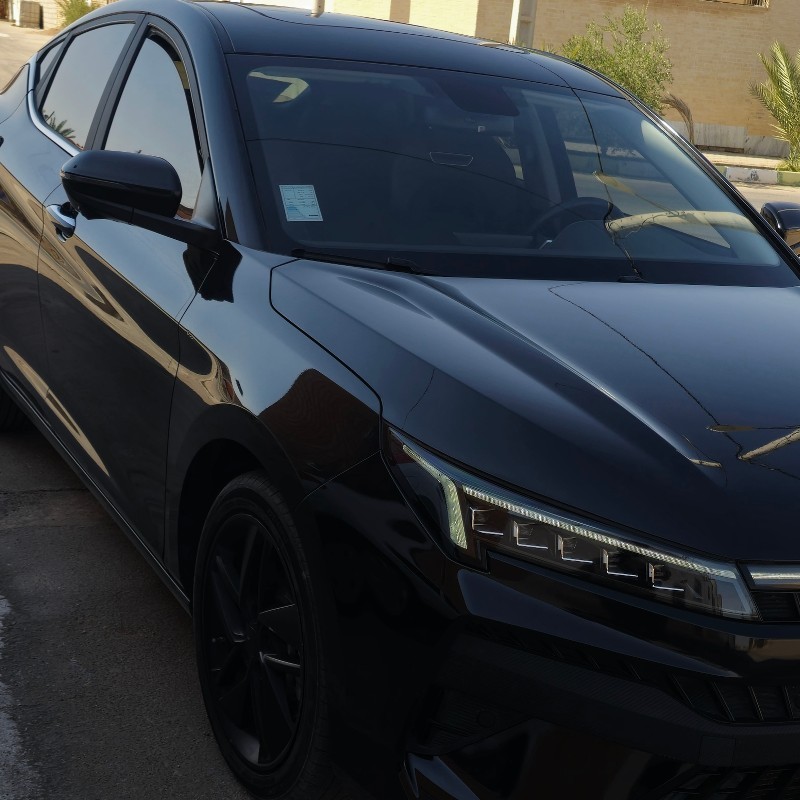 کی ام سی مدل J7 سال 1402  کارکرده