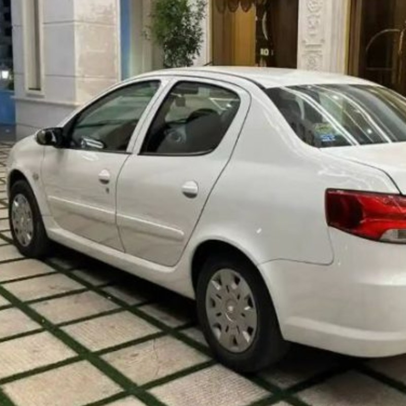 رانا مدل پلاس سال 1400  کارکرده