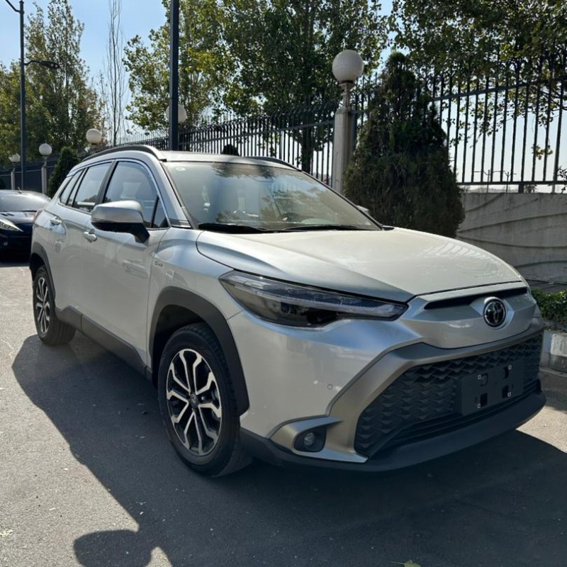 تویوتا مدل فرانت لندر هیبرید 2.0 لیتر سال 2024  کارکرده