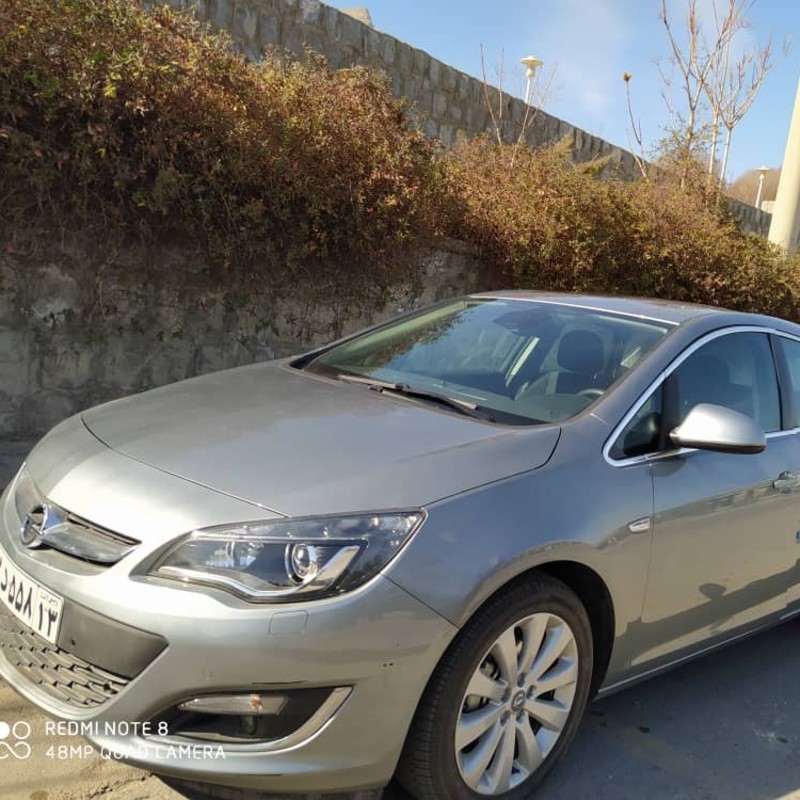 اپل مدل آسترا هاچ بک 1.4 لیتر سال 2014  کارکرده