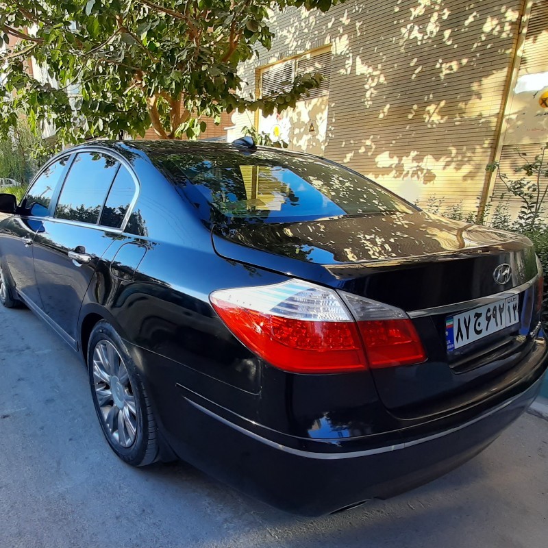 هیوندای مدل جنسیس سال 2011  کارکرده