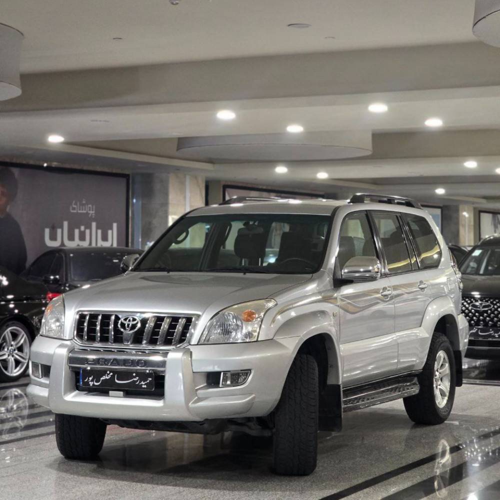 تویوتا پرادو مدل 2005