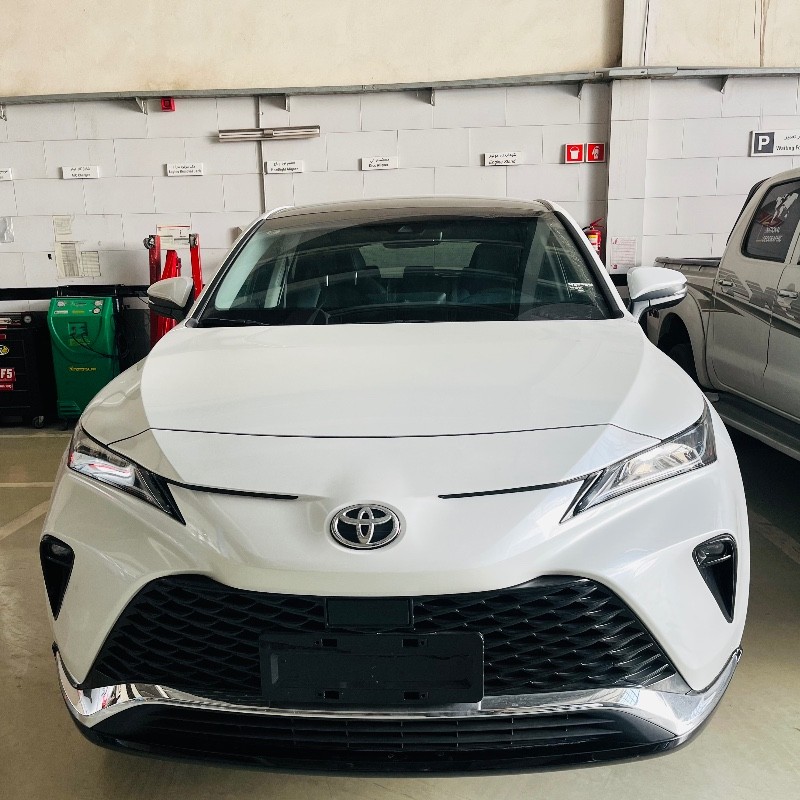 تویوتا مدل ونزا 2.0 لیتر لاکچری پلاس سال 2024  صفر