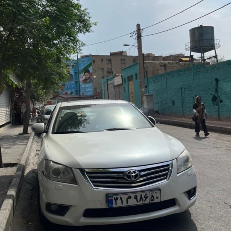 تویوتا مدل اریون سال 2010  کارکرده