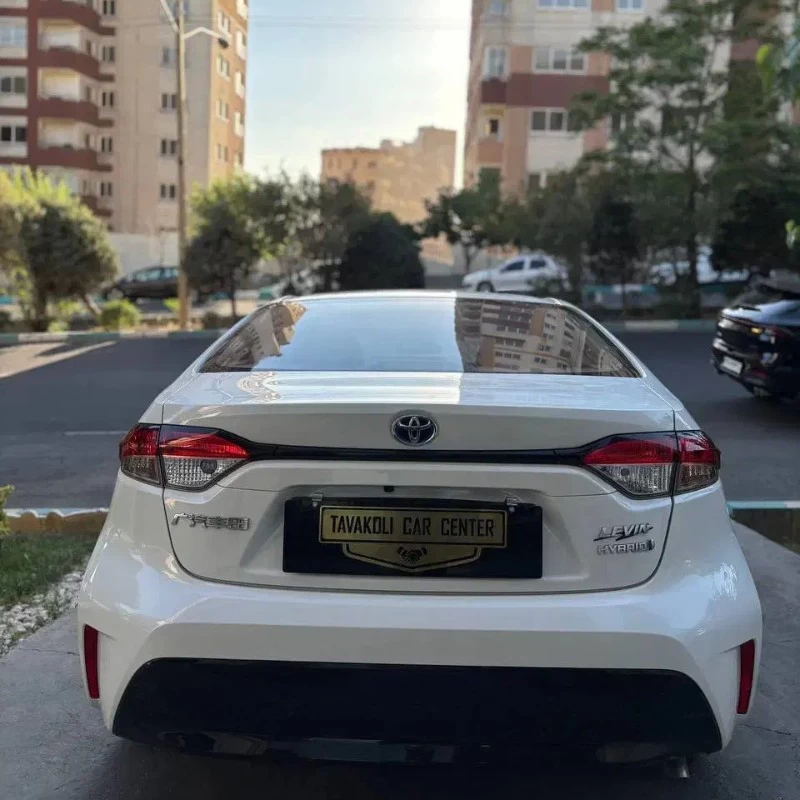 تویوتا مدل لوین هیبرید 1.8 لیتر ساده سال 2024  صفر