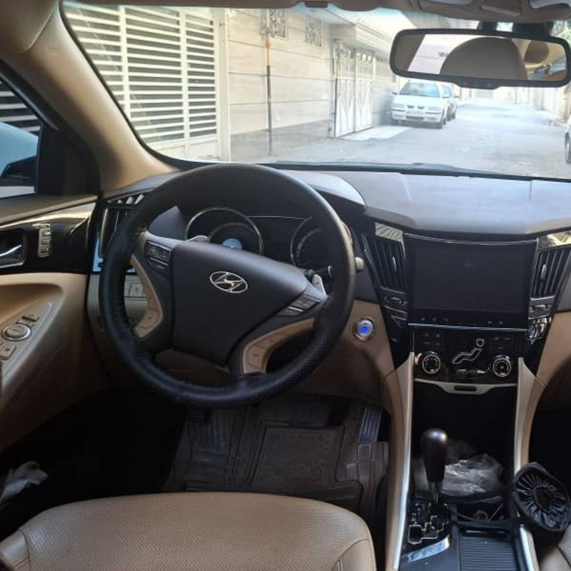 هیوندای مدل سوناتا YF  کارکرده