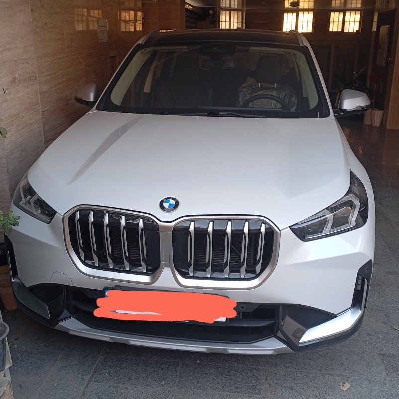 بی ام و مدل ix1 eDrive 25L سال 2024  صفر