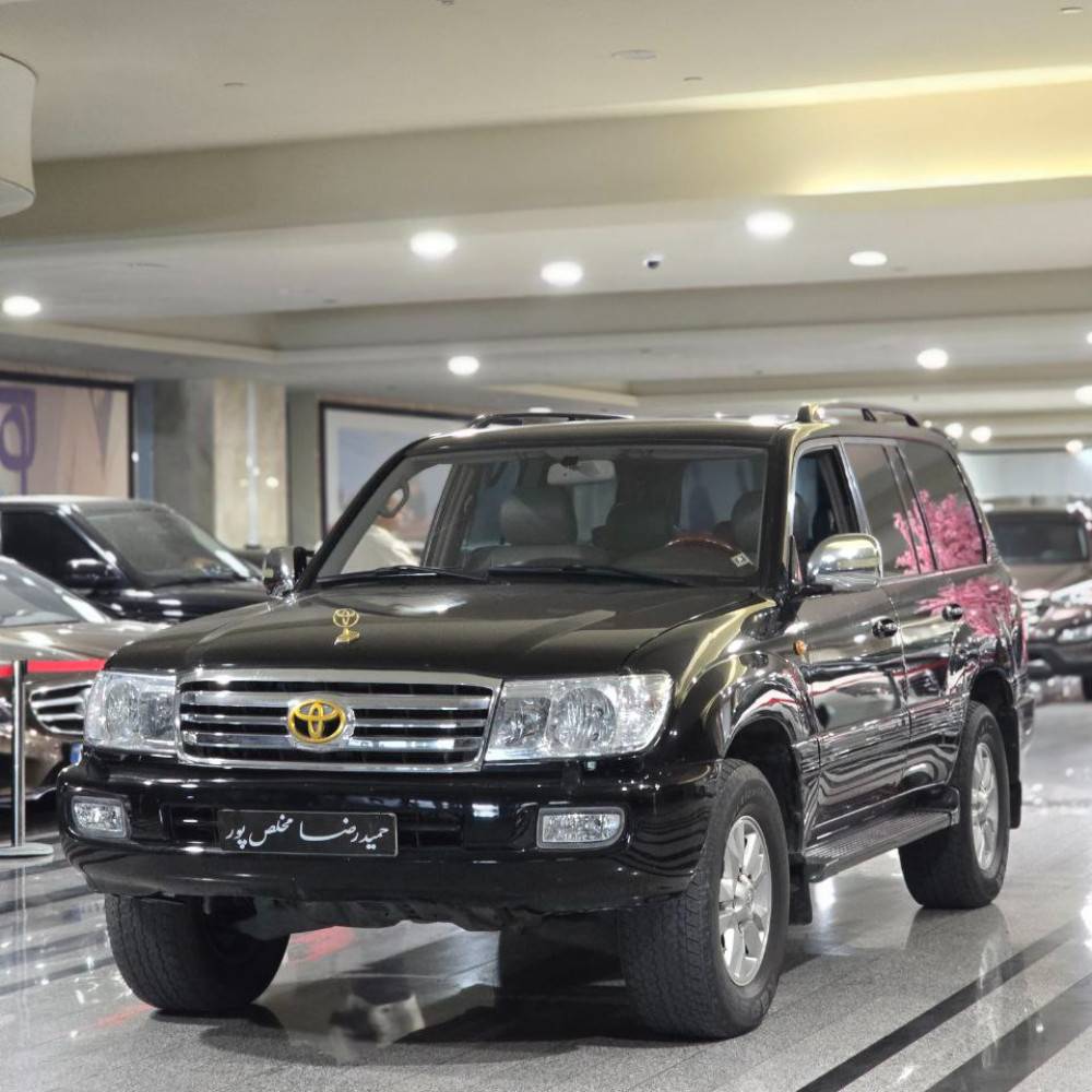 لندکروز مدل 2006