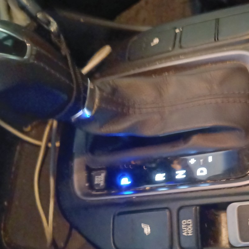 هیوندای مدل سانتافه 4 سیلندر دو دیفرانسیل سال 2015  کارکرده