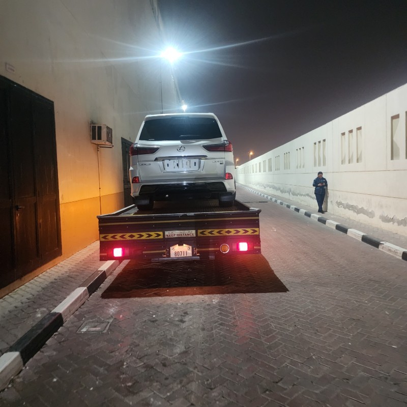 لکسوس مدل lX570 کارکرده