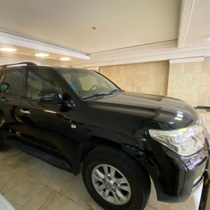 تویوتا مدل لندکروزر  کارکرده