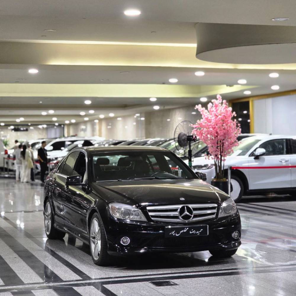 بنز c200 مدل 2010