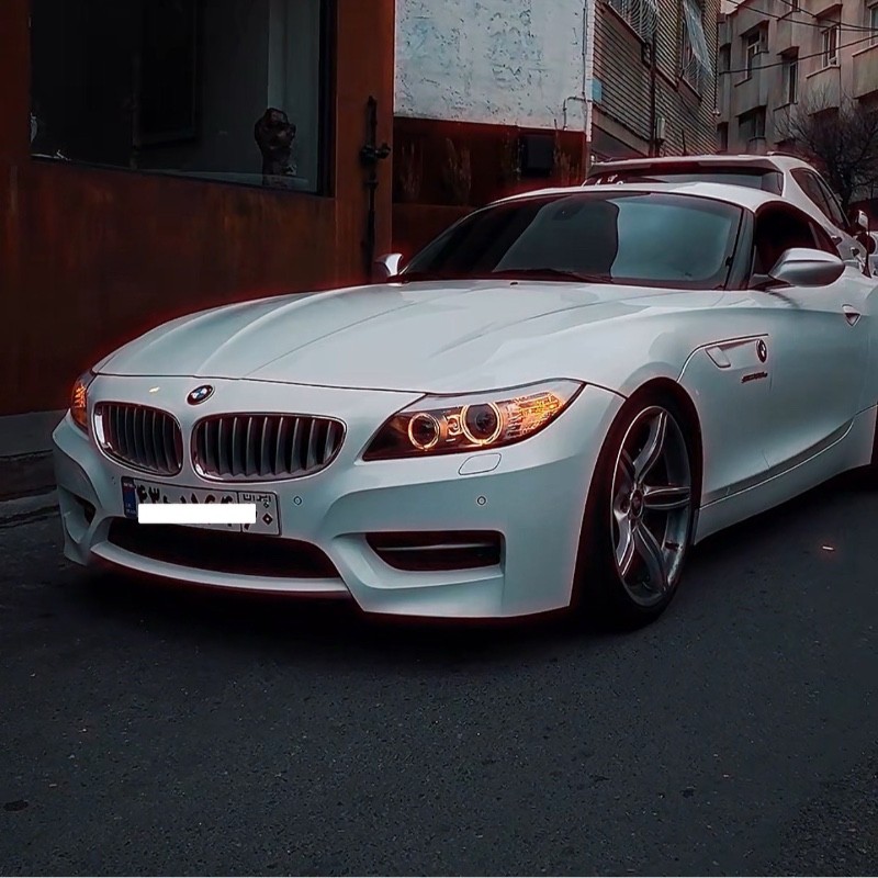 بی ام و مدل z4 35 سال 2013  کارکرده