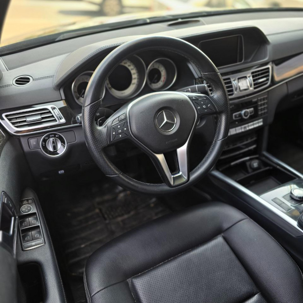 بنز E250 مشکی ۲۰۱۴
