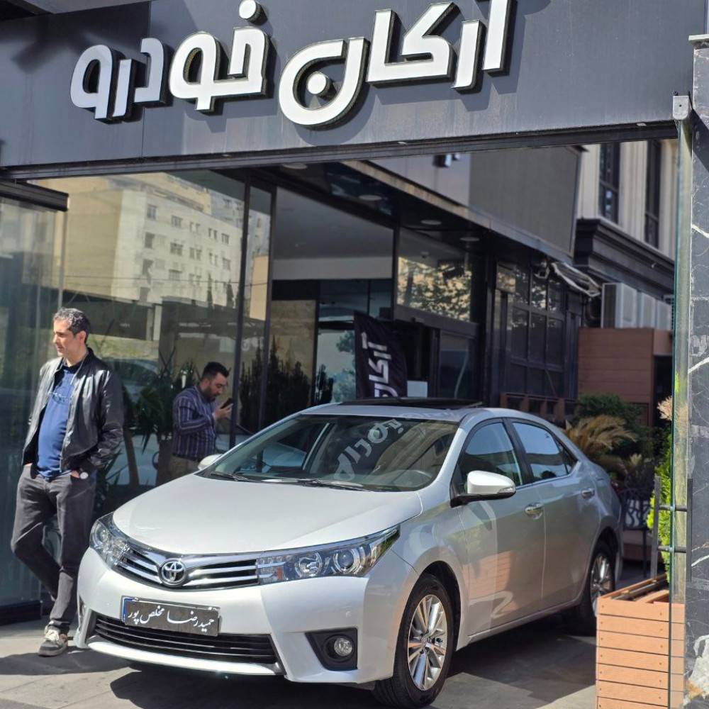 تویوتا کرولا مدل ۲۰۱۵