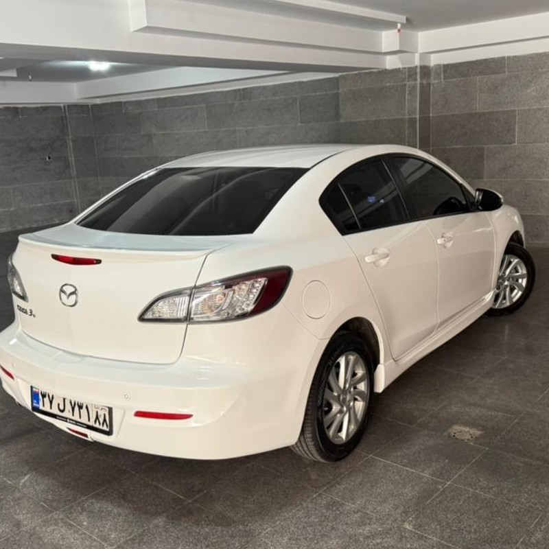 مزدا مدل 3 نیو صندوق دار 2.0 لیتر تیپ 4 سال 1398  کارکرده