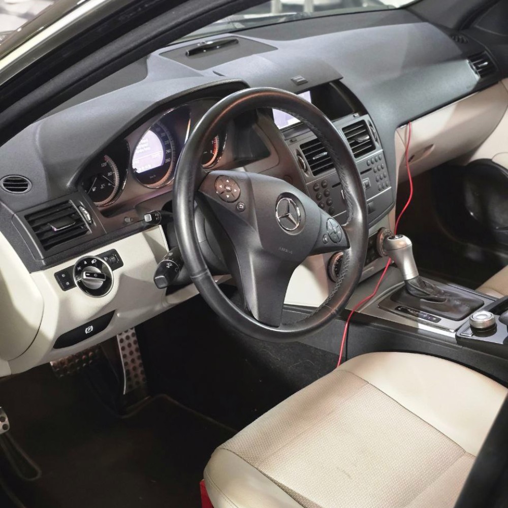 بنز C200 مدل 2011