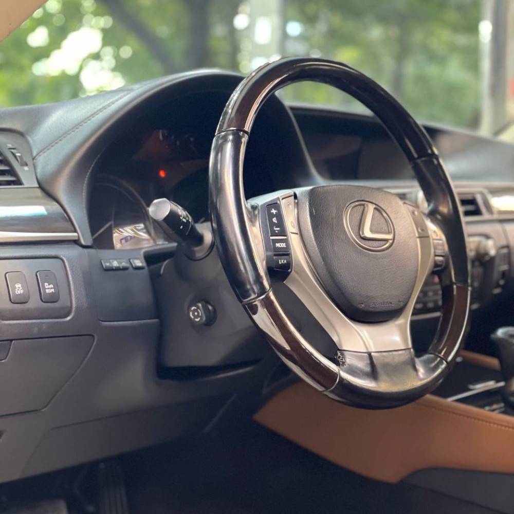 لکسوس Gs250 مدل ۲۰۱۵