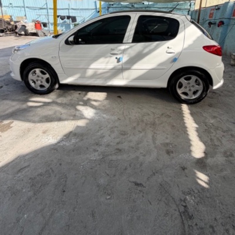 پژو مدل 207 پانوراما اتوماتیک TU5P سال 1404 کارکرده