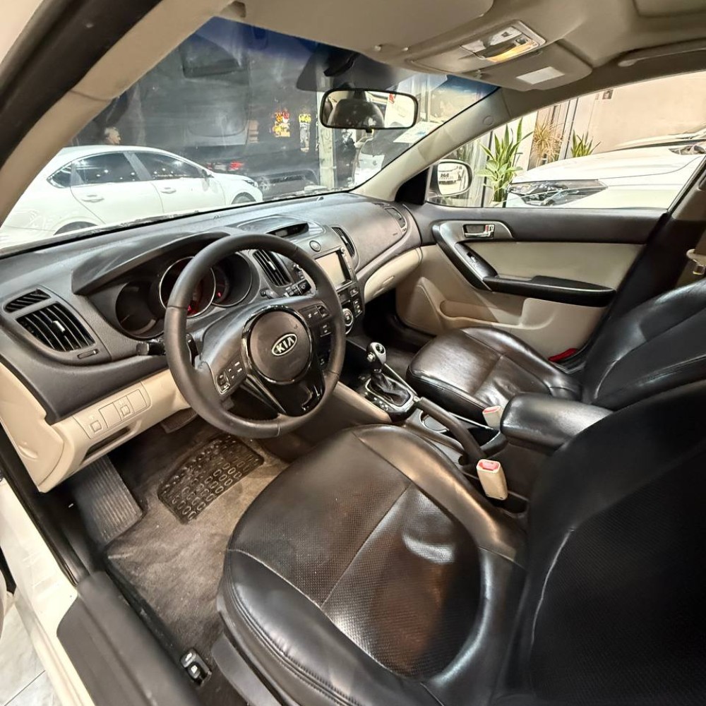کیا مدل سراتو 2.0 لیتر اتوماتیک سال 2017  کارکرده